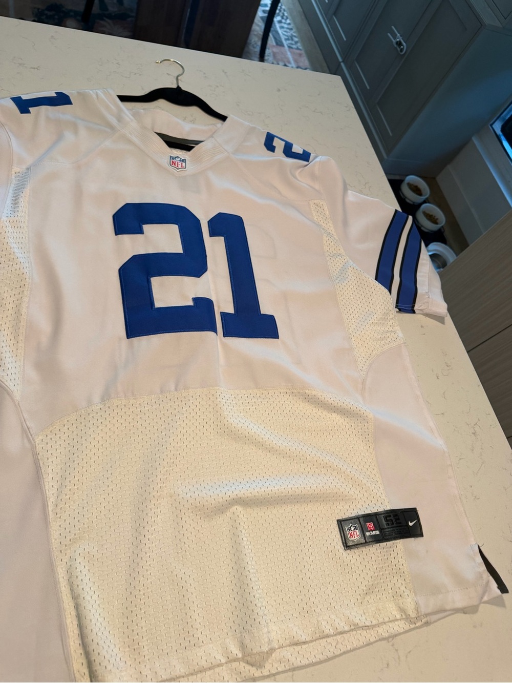 Dallas Cowboy Zeke Elliot #21 Jersey